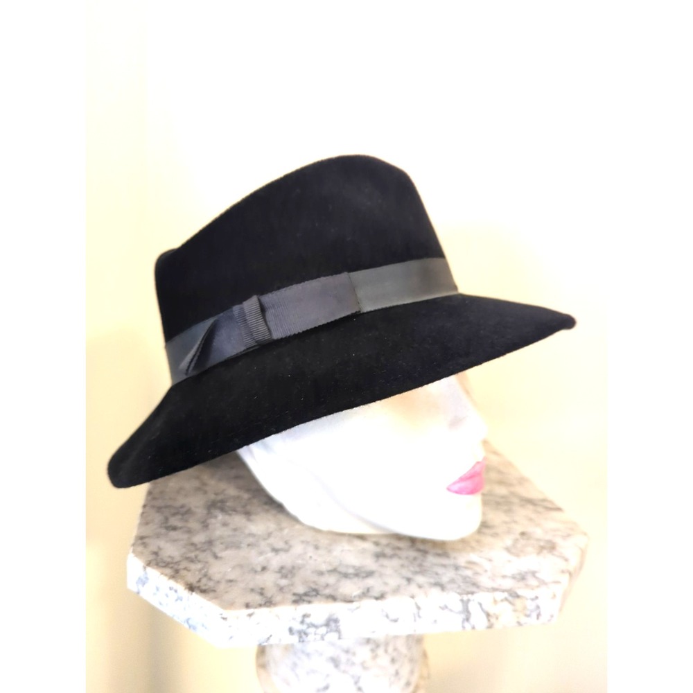 Vtg 1970s Bloomingdales Black Wool Felt Fedora Hat England 2.5" Wide Brim